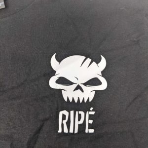 T-Shirt Ripé “Crâne”
